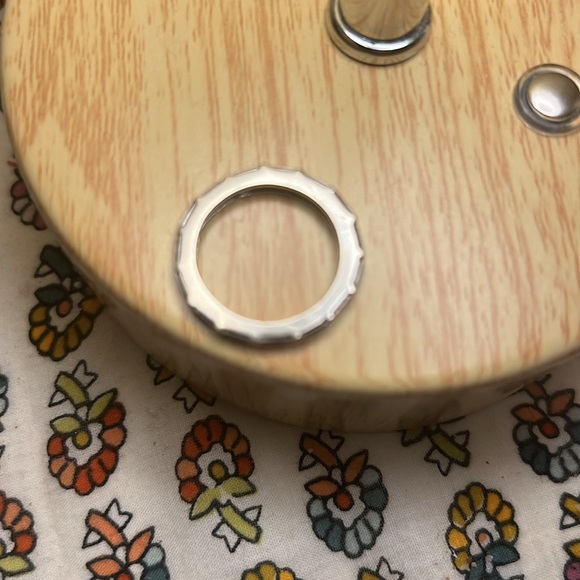 14k white gold and channel set moissanite ring - Picture 3 of 5